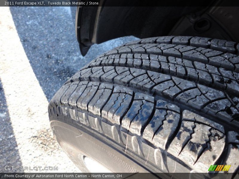 Tuxedo Black Metallic / Stone 2011 Ford Escape XLT