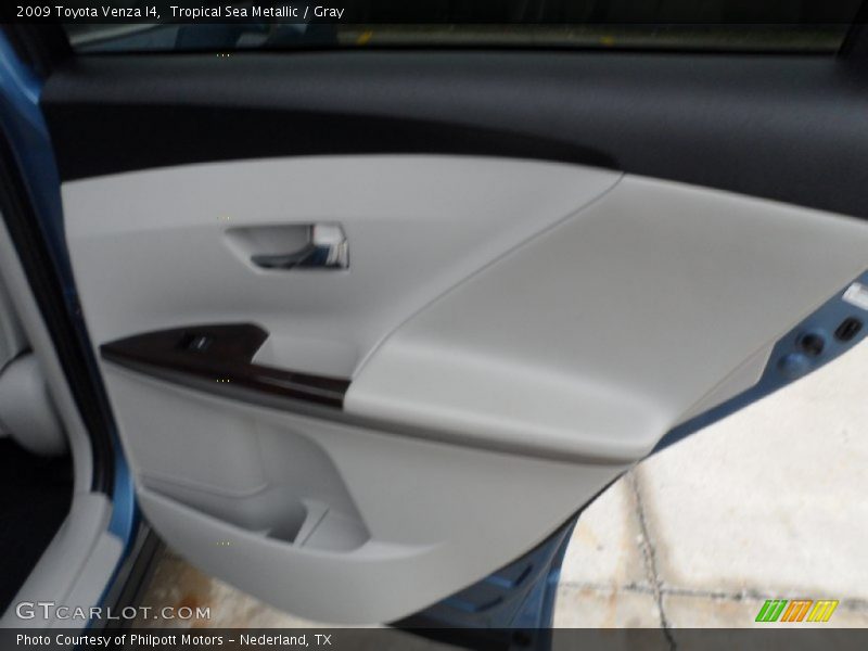 Tropical Sea Metallic / Gray 2009 Toyota Venza I4