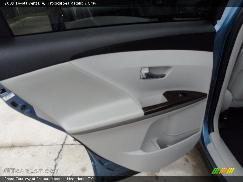 Tropical Sea Metallic / Gray 2009 Toyota Venza I4
