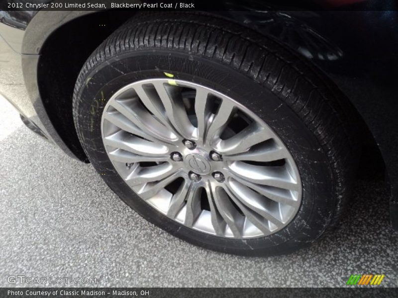 Blackberry Pearl Coat / Black 2012 Chrysler 200 Limited Sedan