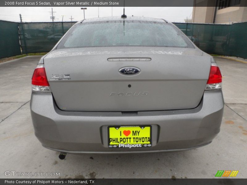 Vapor Silver Metallic / Medium Stone 2008 Ford Focus S Sedan