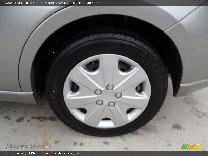 Vapor Silver Metallic / Medium Stone 2008 Ford Focus S Sedan