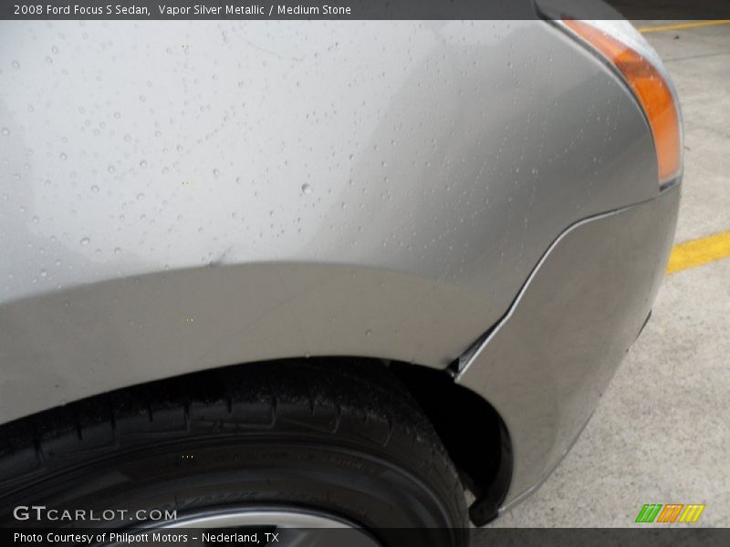 Vapor Silver Metallic / Medium Stone 2008 Ford Focus S Sedan