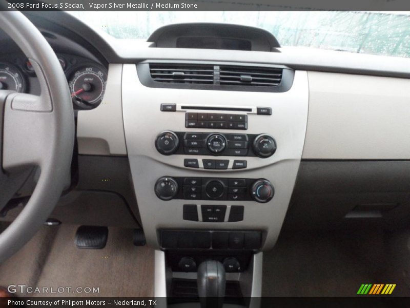 Vapor Silver Metallic / Medium Stone 2008 Ford Focus S Sedan