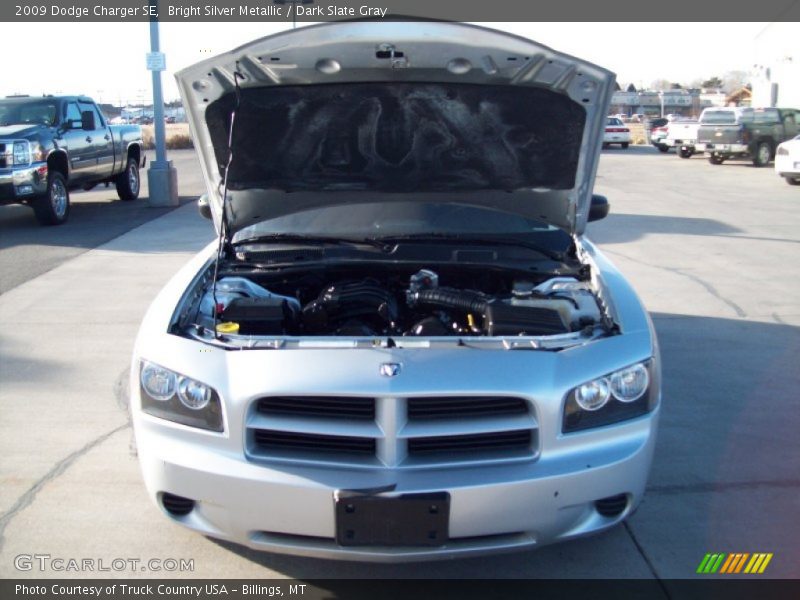 Bright Silver Metallic / Dark Slate Gray 2009 Dodge Charger SE