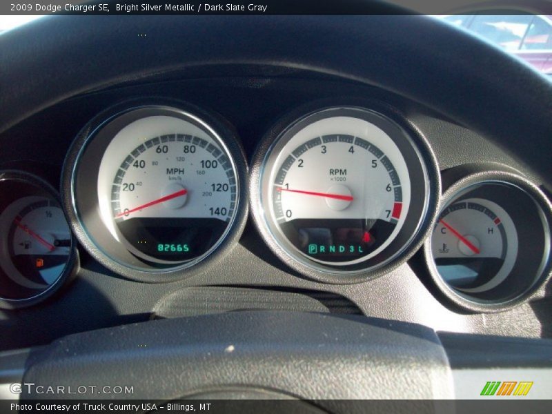 Bright Silver Metallic / Dark Slate Gray 2009 Dodge Charger SE