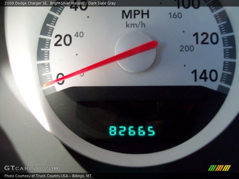 Bright Silver Metallic / Dark Slate Gray 2009 Dodge Charger SE