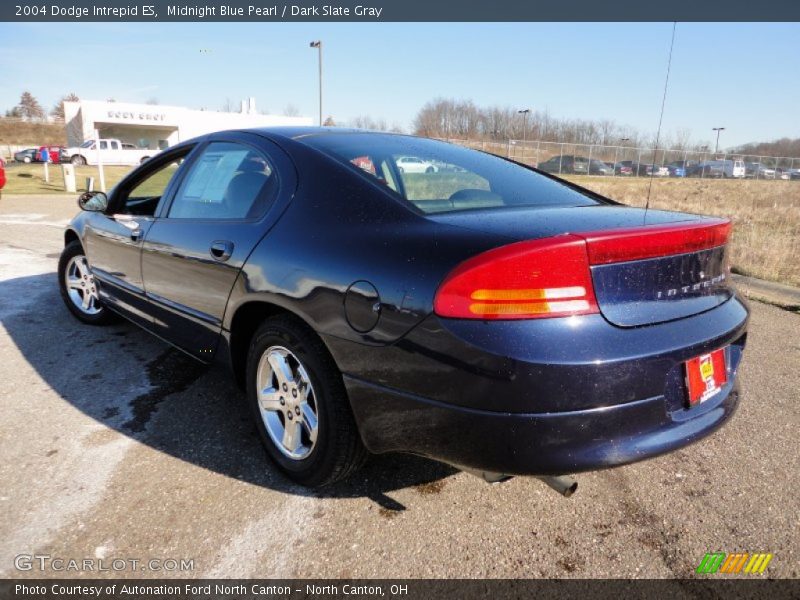 Midnight Blue Pearl / Dark Slate Gray 2004 Dodge Intrepid ES
