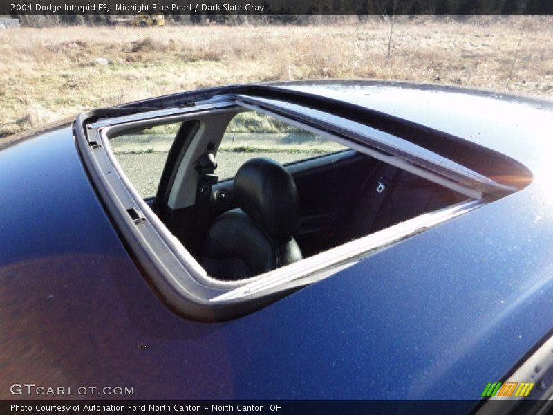 Midnight Blue Pearl / Dark Slate Gray 2004 Dodge Intrepid ES