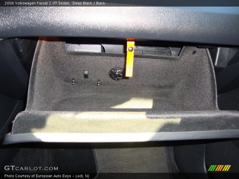 Deep Black / Black 2006 Volkswagen Passat 2.0T Sedan