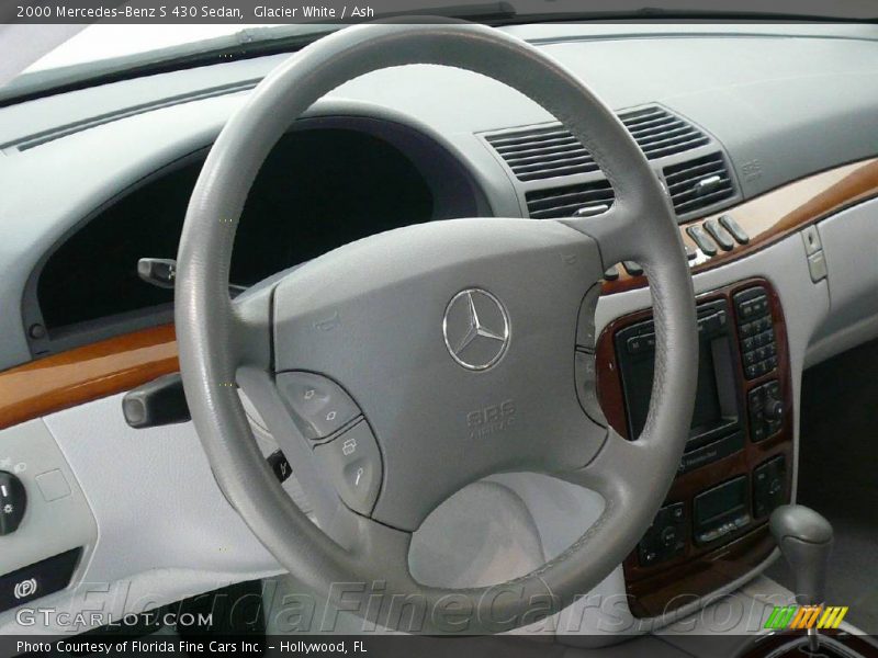 Glacier White / Ash 2000 Mercedes-Benz S 430 Sedan