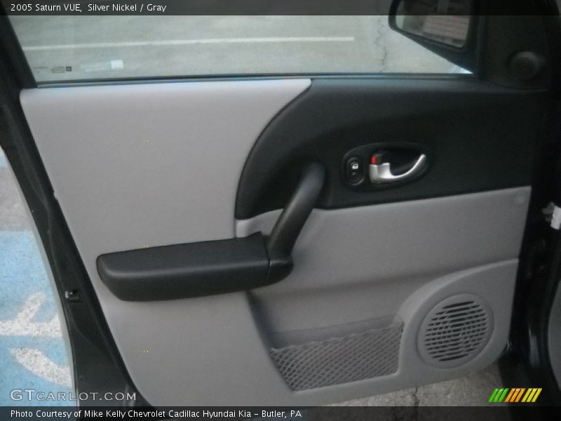 Silver Nickel / Gray 2005 Saturn VUE
