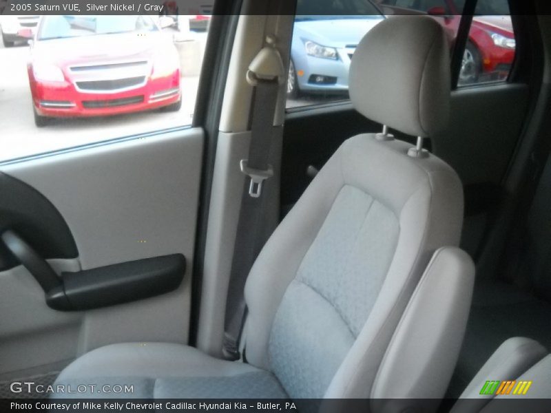 Silver Nickel / Gray 2005 Saturn VUE