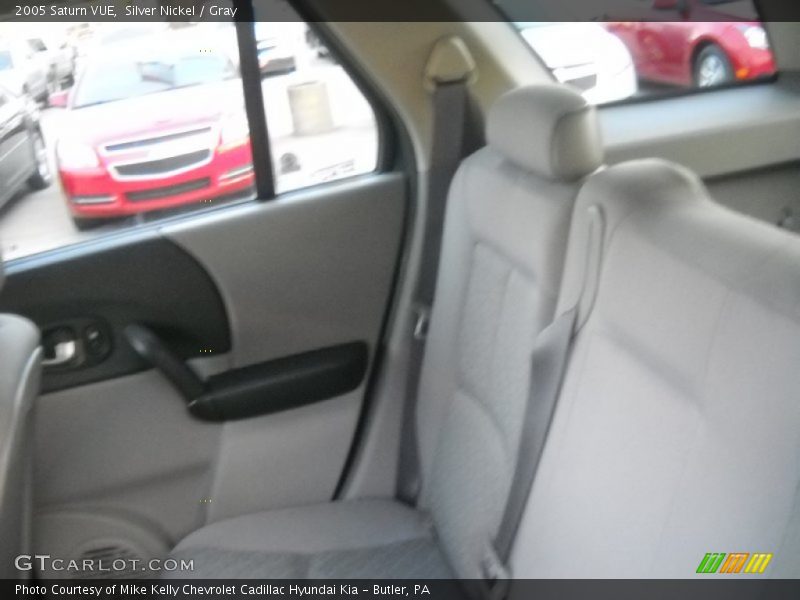 Silver Nickel / Gray 2005 Saturn VUE