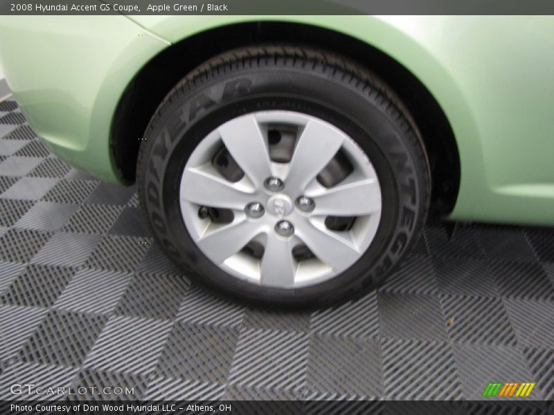 Apple Green / Black 2008 Hyundai Accent GS Coupe