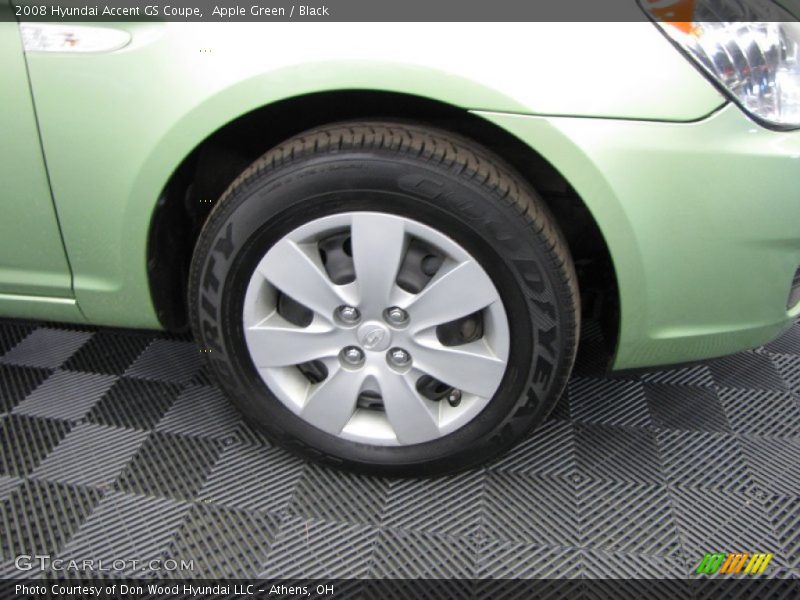 Apple Green / Black 2008 Hyundai Accent GS Coupe