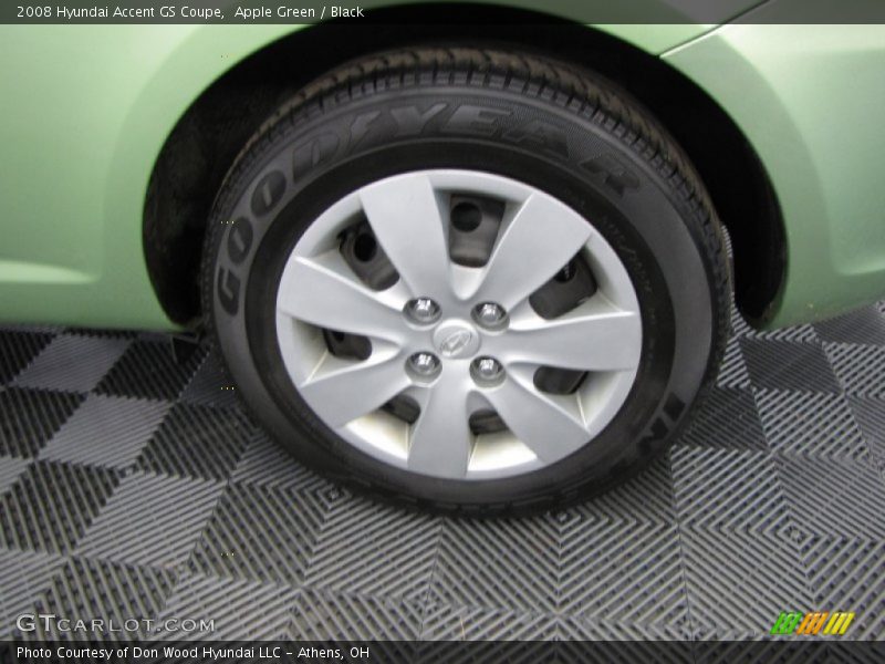 Apple Green / Black 2008 Hyundai Accent GS Coupe