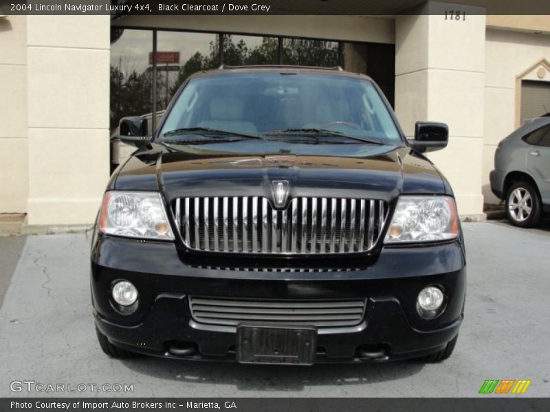 Black Clearcoat / Dove Grey 2004 Lincoln Navigator Luxury 4x4