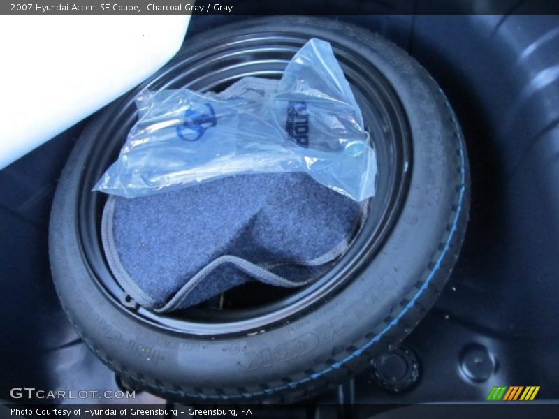 Charcoal Gray / Gray 2007 Hyundai Accent SE Coupe