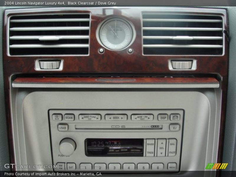 Black Clearcoat / Dove Grey 2004 Lincoln Navigator Luxury 4x4