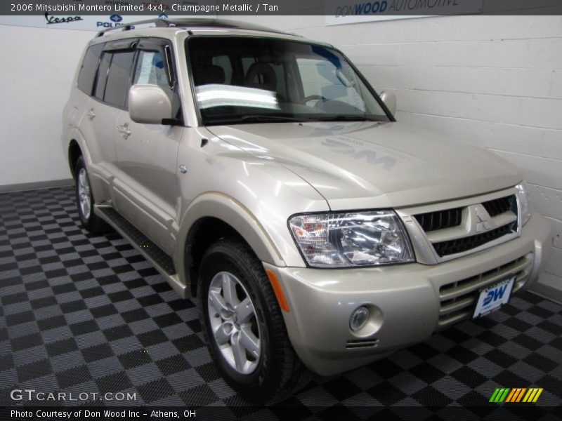 Champagne Metallic / Tan 2006 Mitsubishi Montero Limited 4x4
