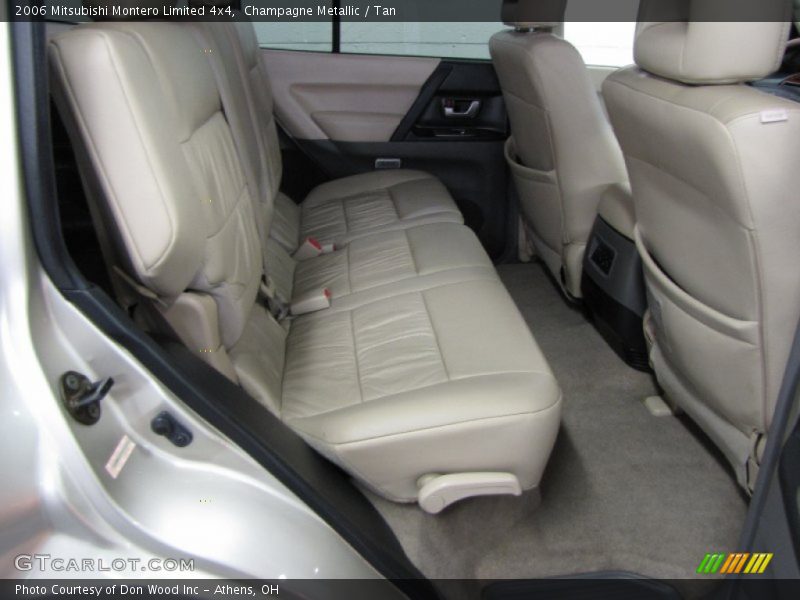 Champagne Metallic / Tan 2006 Mitsubishi Montero Limited 4x4