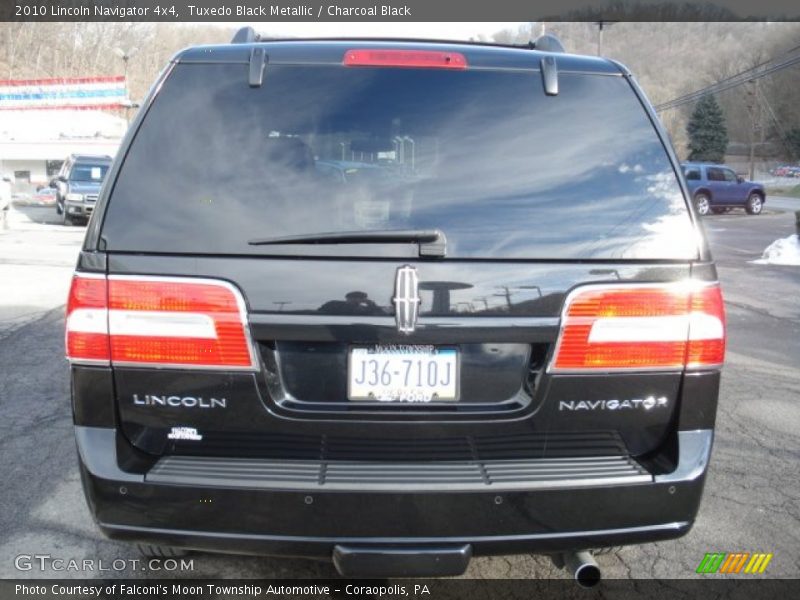 Tuxedo Black Metallic / Charcoal Black 2010 Lincoln Navigator 4x4