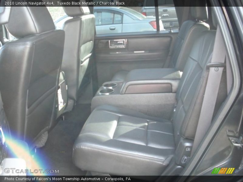 Tuxedo Black Metallic / Charcoal Black 2010 Lincoln Navigator 4x4