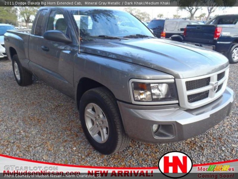 Mineral Gray Metallic / Dark Khaki/Medium Khaki 2011 Dodge Dakota Big Horn Extended Cab