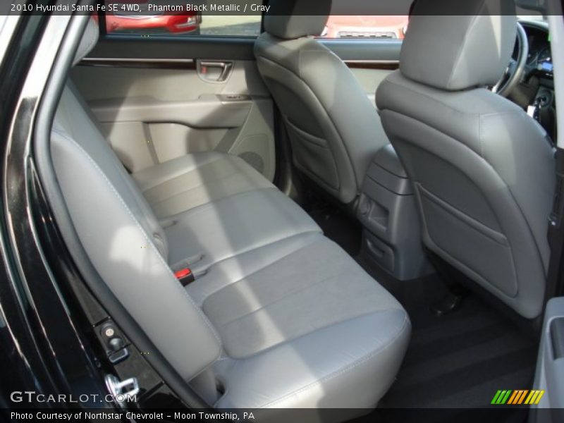 Phantom Black Metallic / Gray 2010 Hyundai Santa Fe SE 4WD