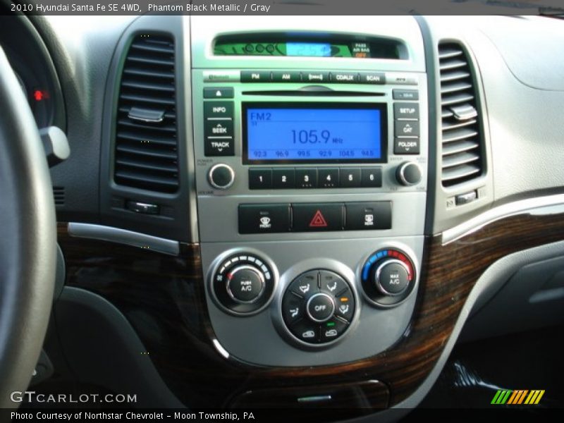 Controls of 2010 Santa Fe SE 4WD