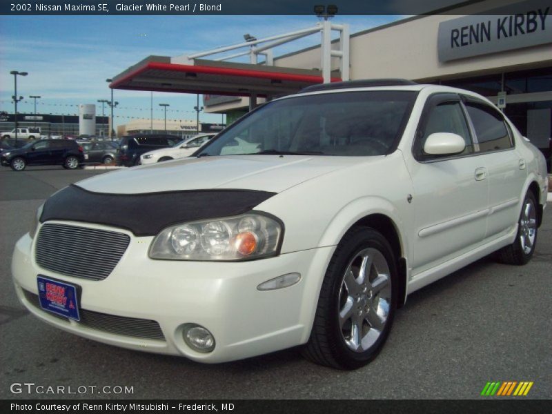 Glacier White Pearl / Blond 2002 Nissan Maxima SE