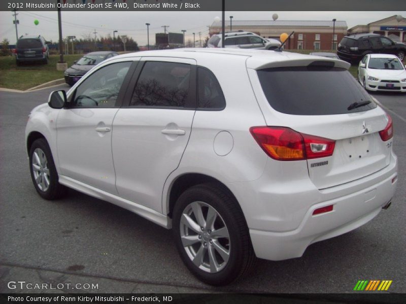 Diamond White / Black 2012 Mitsubishi Outlander Sport SE 4WD