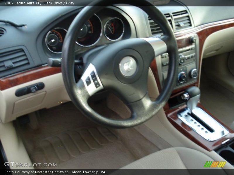Black Onyx / Gray 2007 Saturn Aura XE