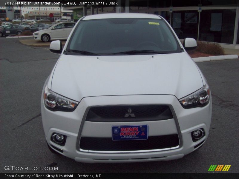 Diamond White / Black 2012 Mitsubishi Outlander Sport SE 4WD