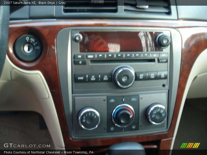 Black Onyx / Gray 2007 Saturn Aura XE