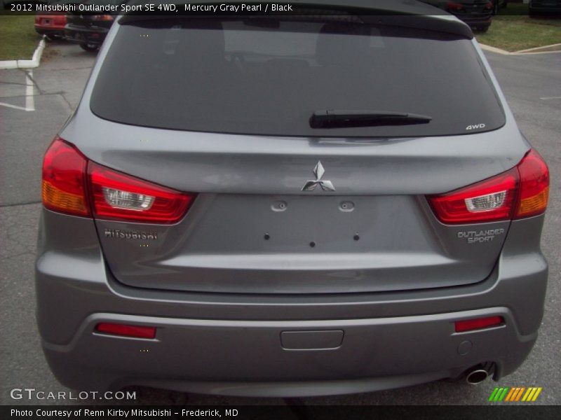 Mercury Gray Pearl / Black 2012 Mitsubishi Outlander Sport SE 4WD
