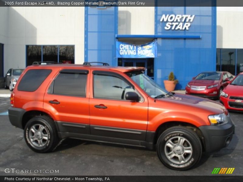 Blazing Copper Metallic / Medium/Dark Flint Grey 2005 Ford Escape XLS 4WD