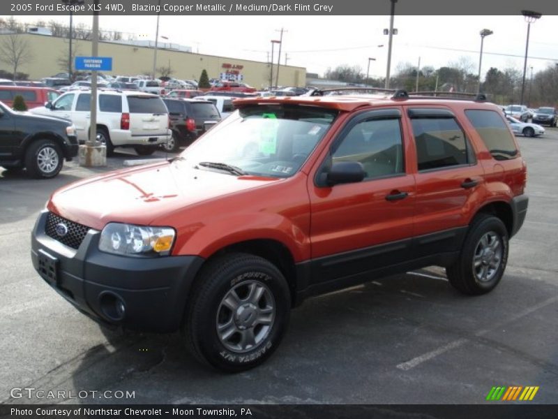 Blazing Copper Metallic / Medium/Dark Flint Grey 2005 Ford Escape XLS 4WD