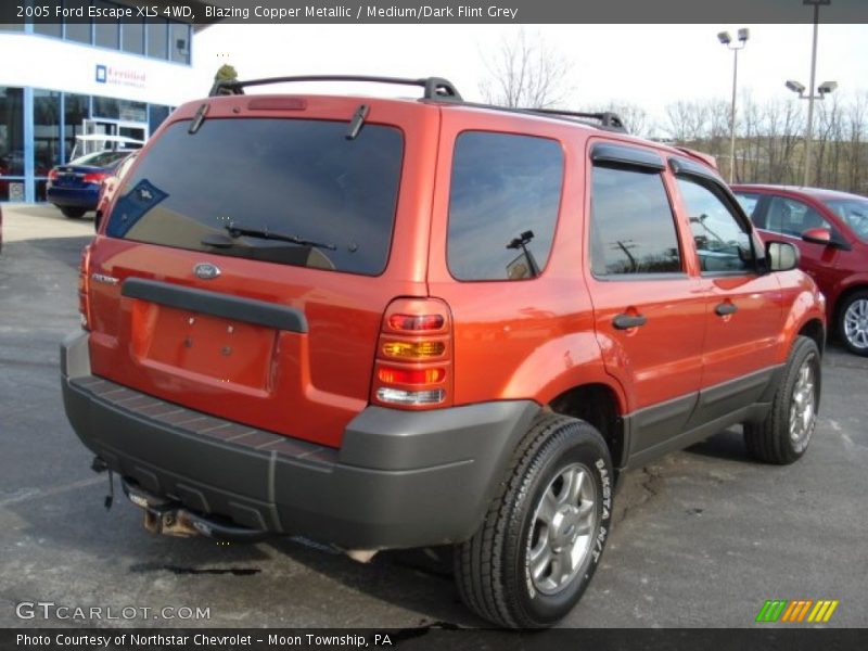 Blazing Copper Metallic / Medium/Dark Flint Grey 2005 Ford Escape XLS 4WD