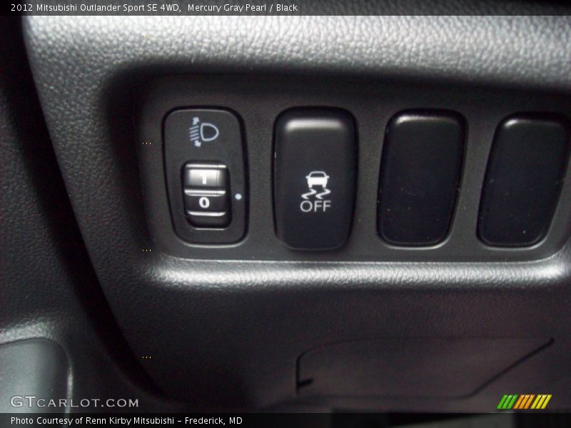 Mercury Gray Pearl / Black 2012 Mitsubishi Outlander Sport SE 4WD