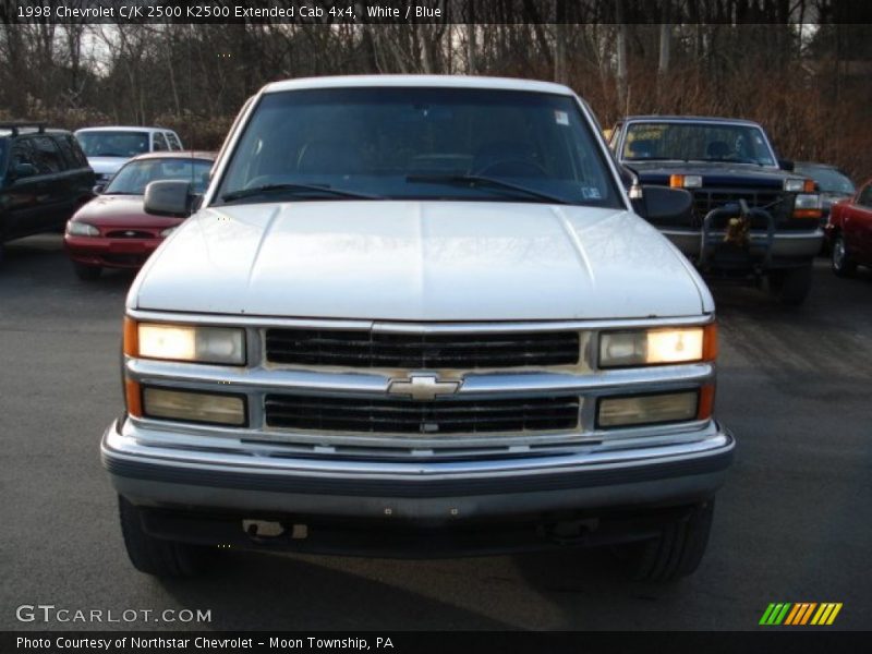 White / Blue 1998 Chevrolet C/K 2500 K2500 Extended Cab 4x4