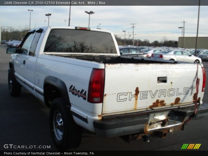 White / Blue 1998 Chevrolet C/K 2500 K2500 Extended Cab 4x4