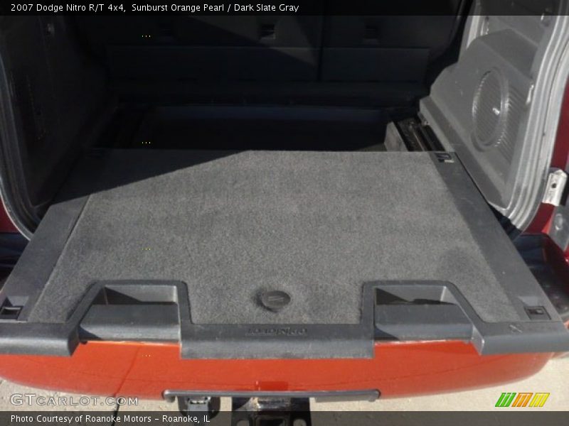 Sunburst Orange Pearl / Dark Slate Gray 2007 Dodge Nitro R/T 4x4