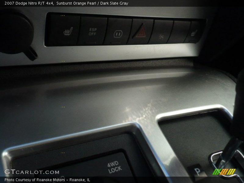 Sunburst Orange Pearl / Dark Slate Gray 2007 Dodge Nitro R/T 4x4