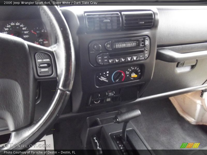 Stone White / Dark Slate Gray 2006 Jeep Wrangler Sport 4x4