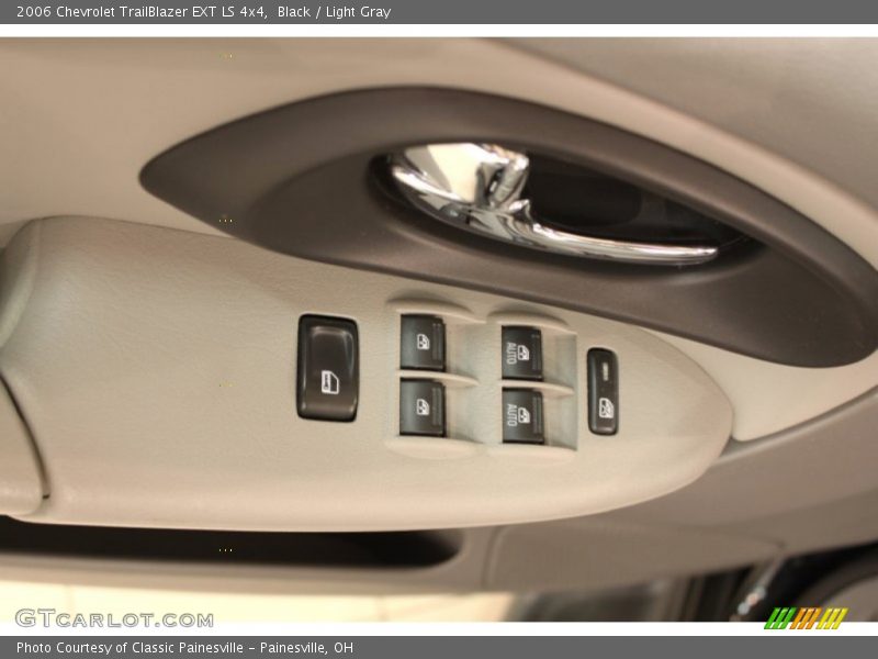 Black / Light Gray 2006 Chevrolet TrailBlazer EXT LS 4x4
