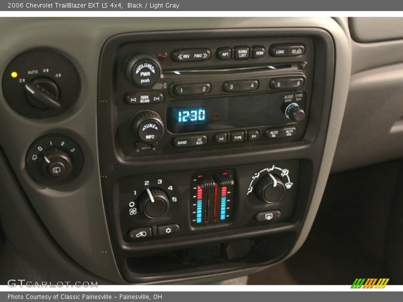 Black / Light Gray 2006 Chevrolet TrailBlazer EXT LS 4x4