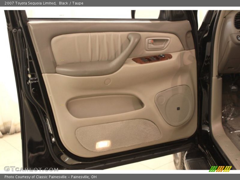 Black / Taupe 2007 Toyota Sequoia Limited
