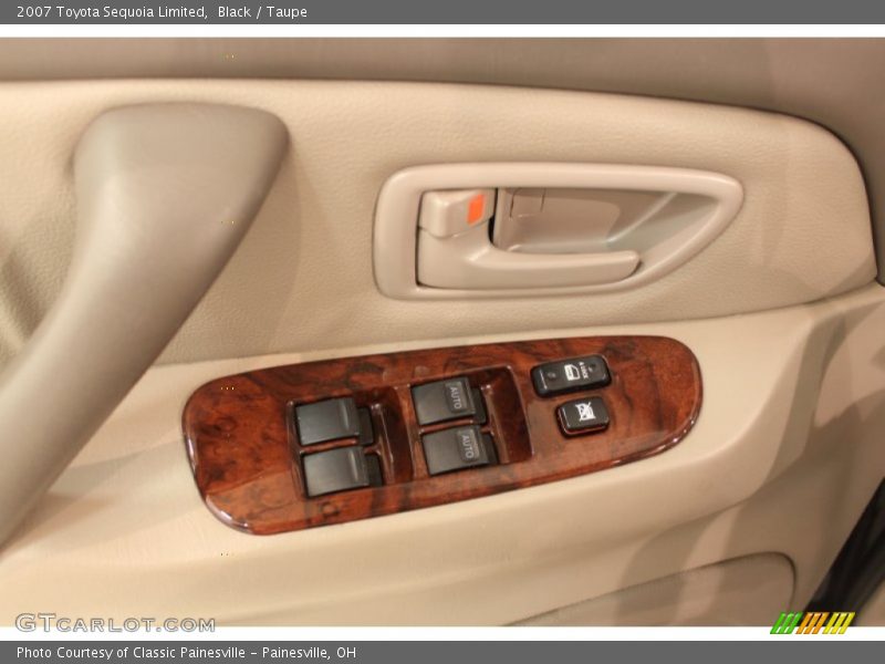 Black / Taupe 2007 Toyota Sequoia Limited